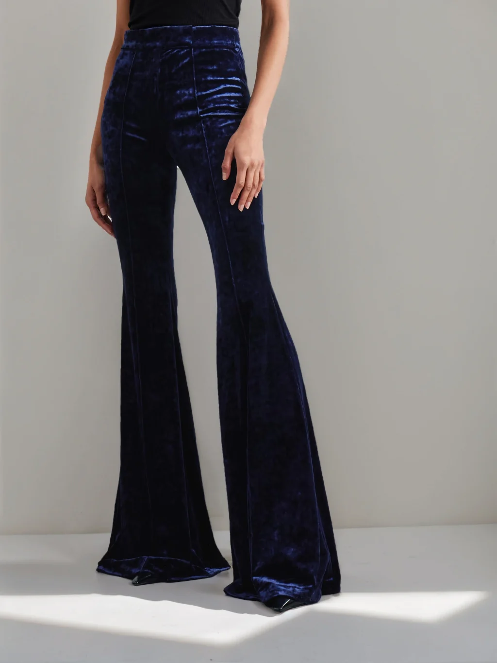 2 Pieces Blazer-style V-Neck with Peaked Lapel Long Sleeves Floor-Length Evening Pantsuits with Buttons & Pockets - Image 3
