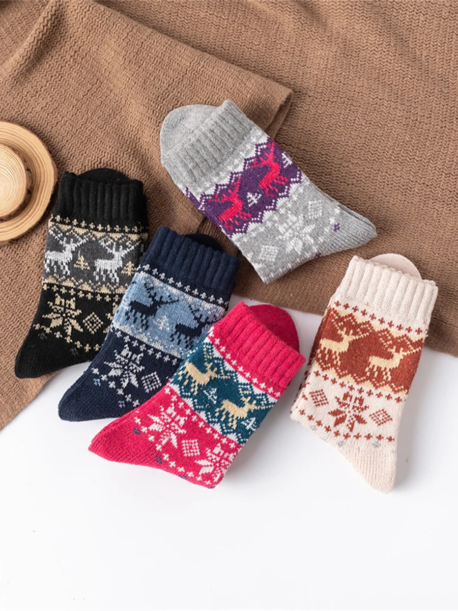 5PCS Women's Christmas Active Outdoor Elk Socks - Image 3