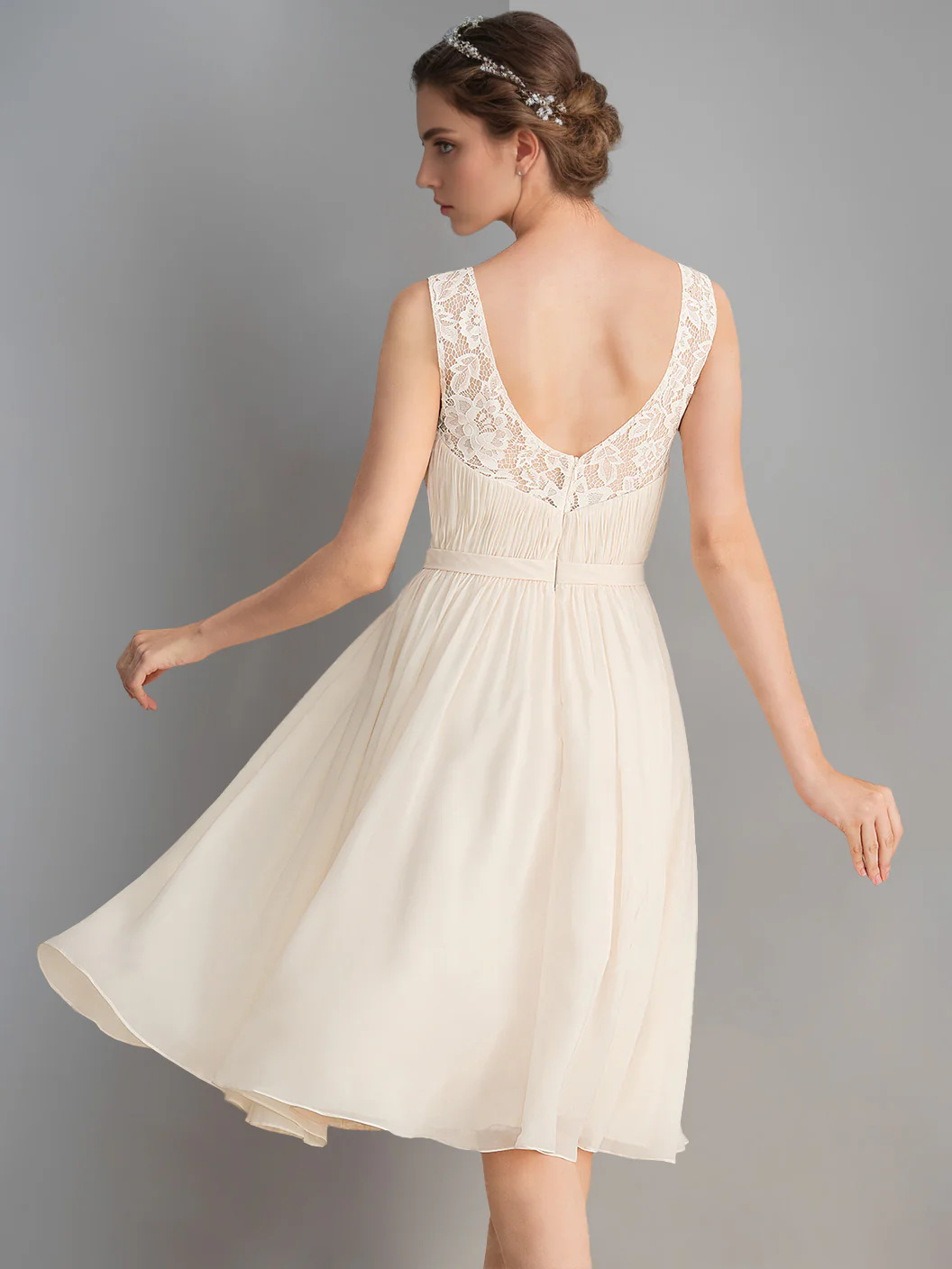 A-Line/Princess Deep V-Neck Sleeveless Knee-Length Wedding Dress with Ruched - Image 2