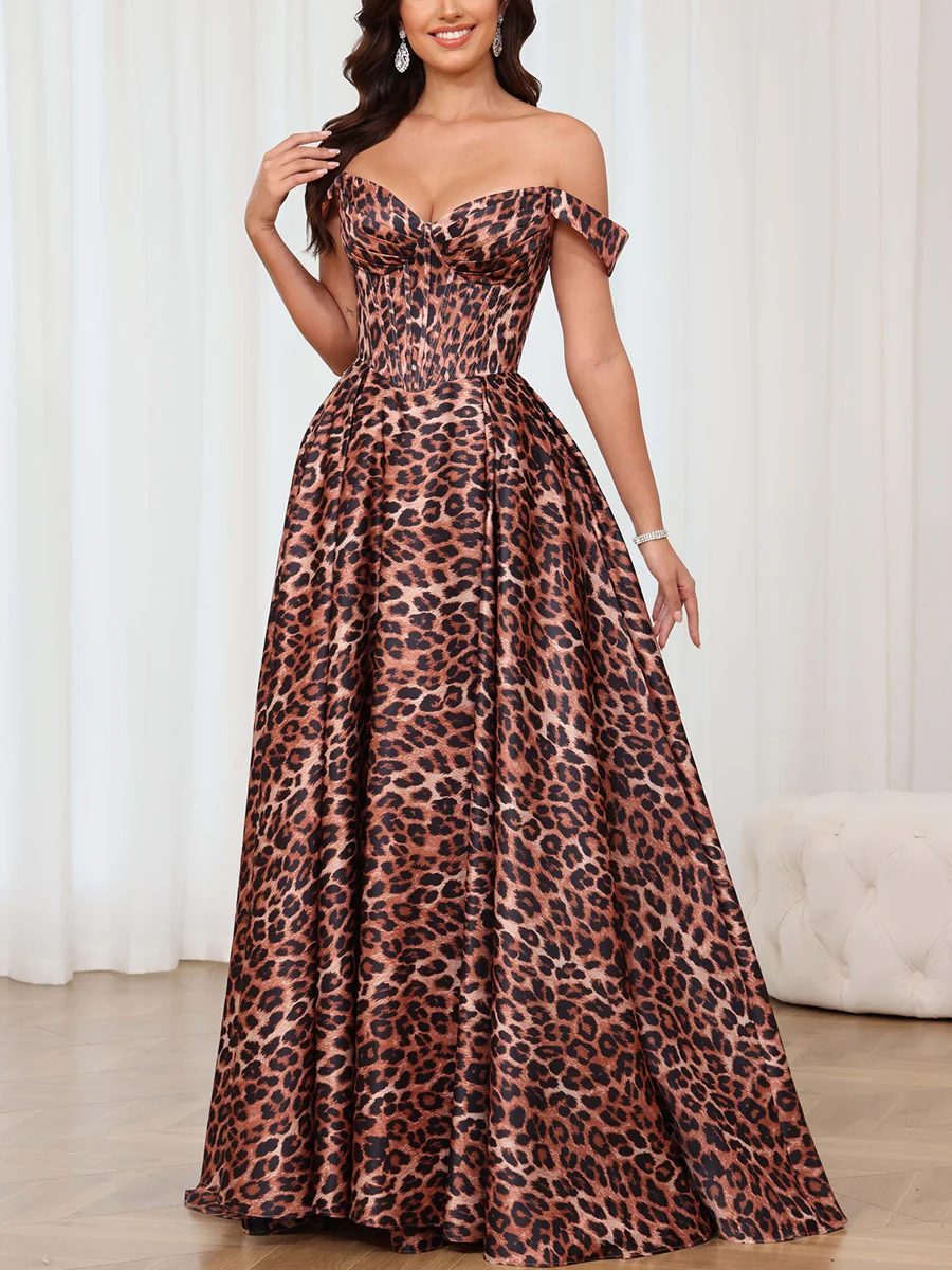 A-Line/Princess Off-the-Shoulder Satin Prom Dresses Leopard Print Sleeveless Split Side Floor-Length Formal Dresses - Image 3