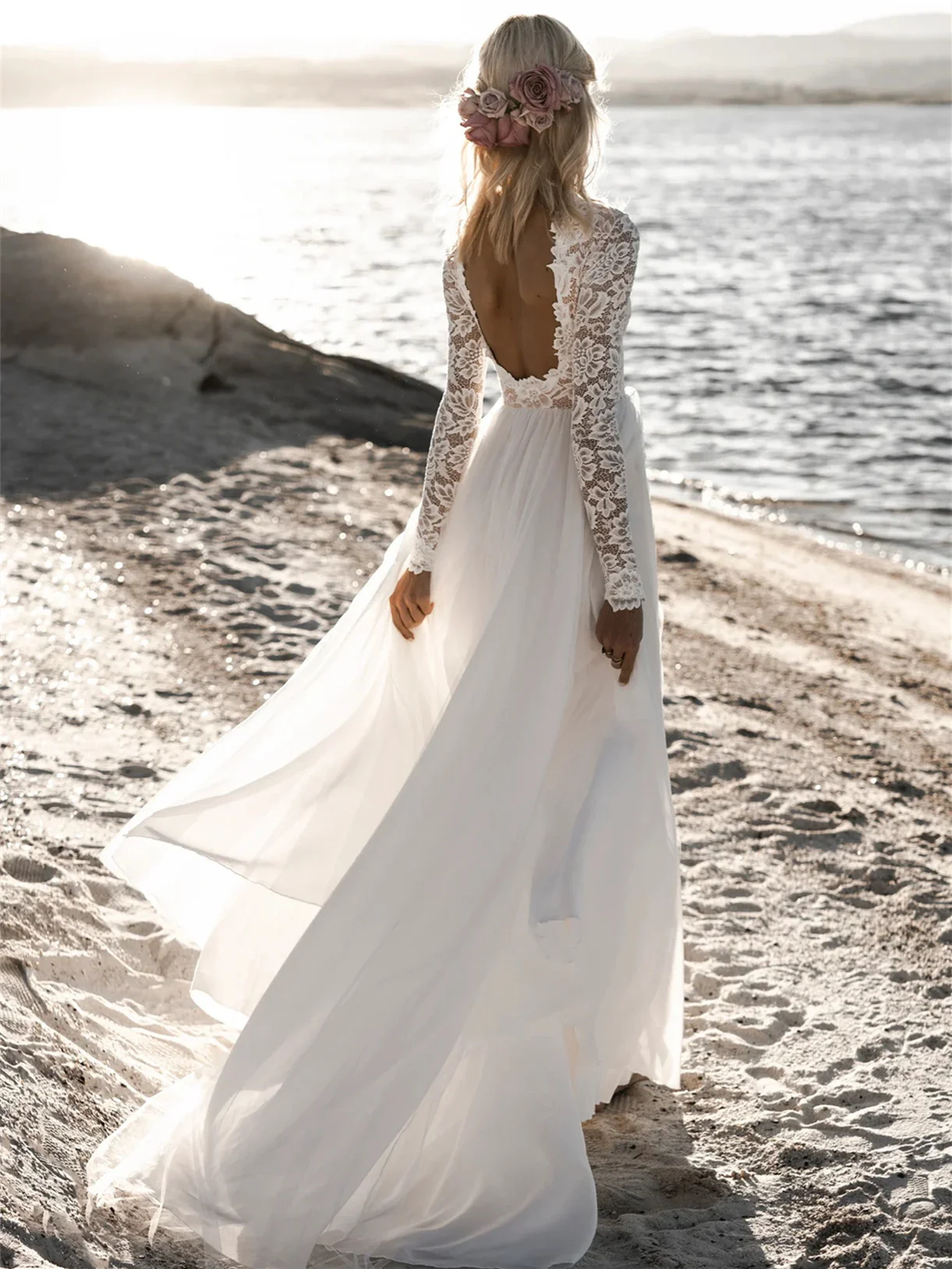 A-Line/Princess Scoop Floor-length Wedding Dress - Image 2