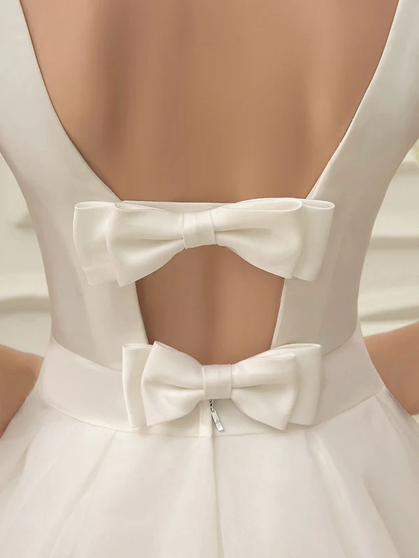 A-Line/Princess Scoop Knee-Length Wedding Dress - Image 5