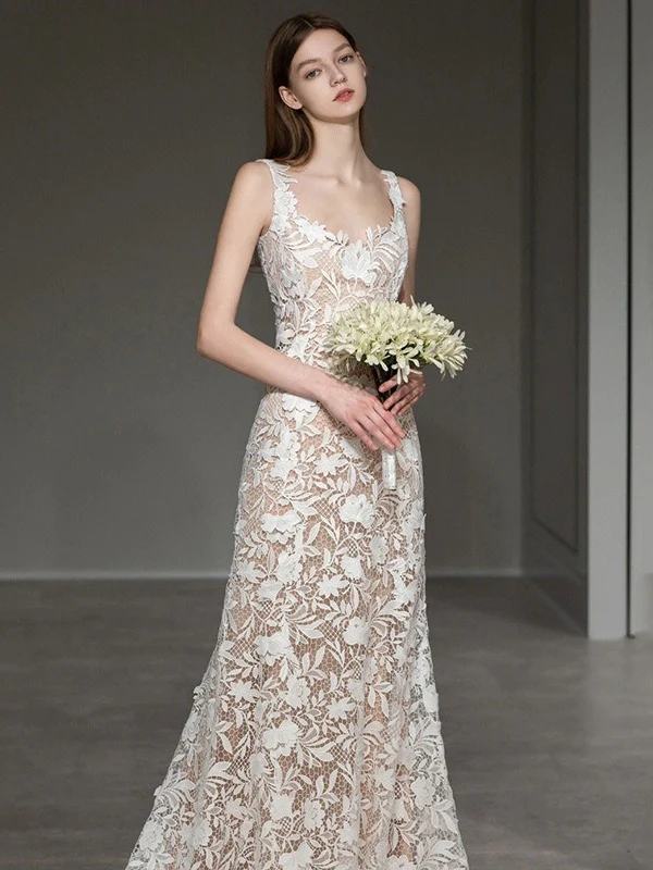 A-Line/Princess Scoop Sleeveless Sweep Train Wedding Dresses with Lace Appliques - Image 4