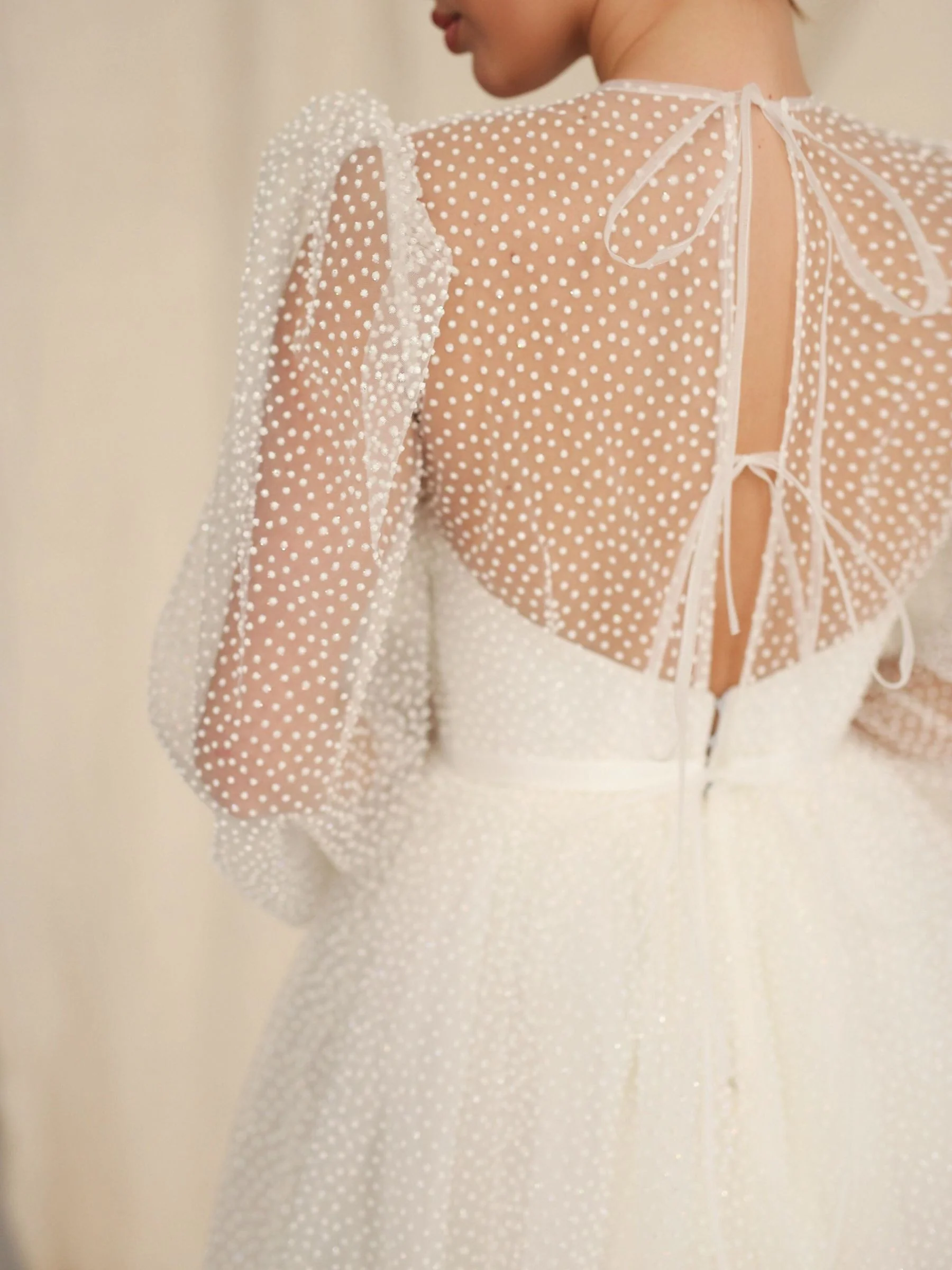 A-Line/Princess Sweetheart Long Sleeves Short/Mini Wedding Dress with Dot Sequins - Image 2