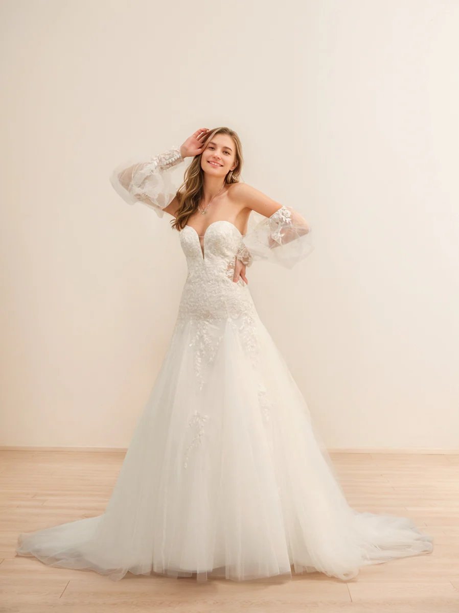 A-Line/Princess Sweetheart Long Wedding Dresses with Appliques - Image 3