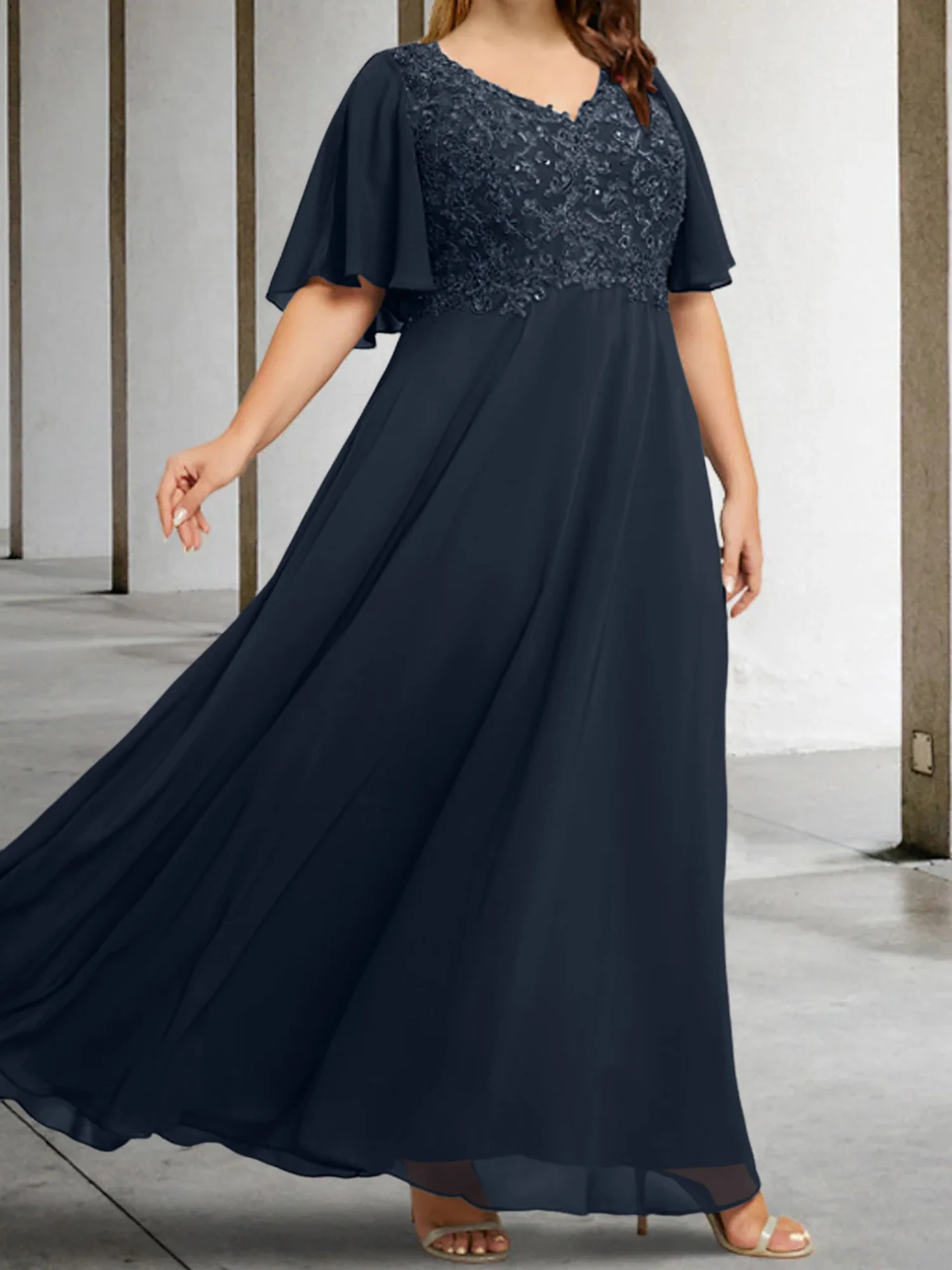 A-Line/Princess V-Neck Half Sleeves Floor-Length Mother of the Bride Dresses with Applique - Image 12