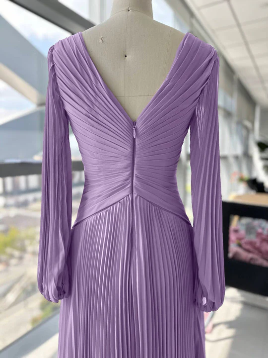 A-Line/Princess V-Neck Mother of the Bride Dresses with Ruched - Image 8