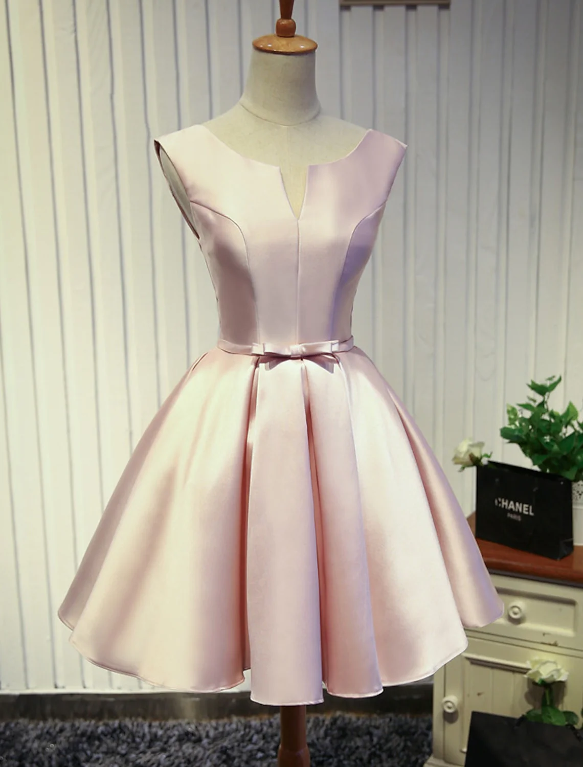 A-Line/Princess V-Neck Satin Sleeveless Cocktail Party Dresses with Ruffles - Image 3