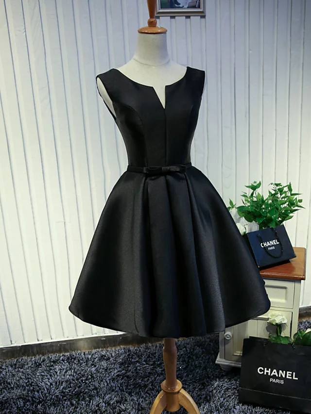 A-Line/Princess V-Neck Satin Sleeveless Cocktail Party Dresses with Ruffles - Image 4