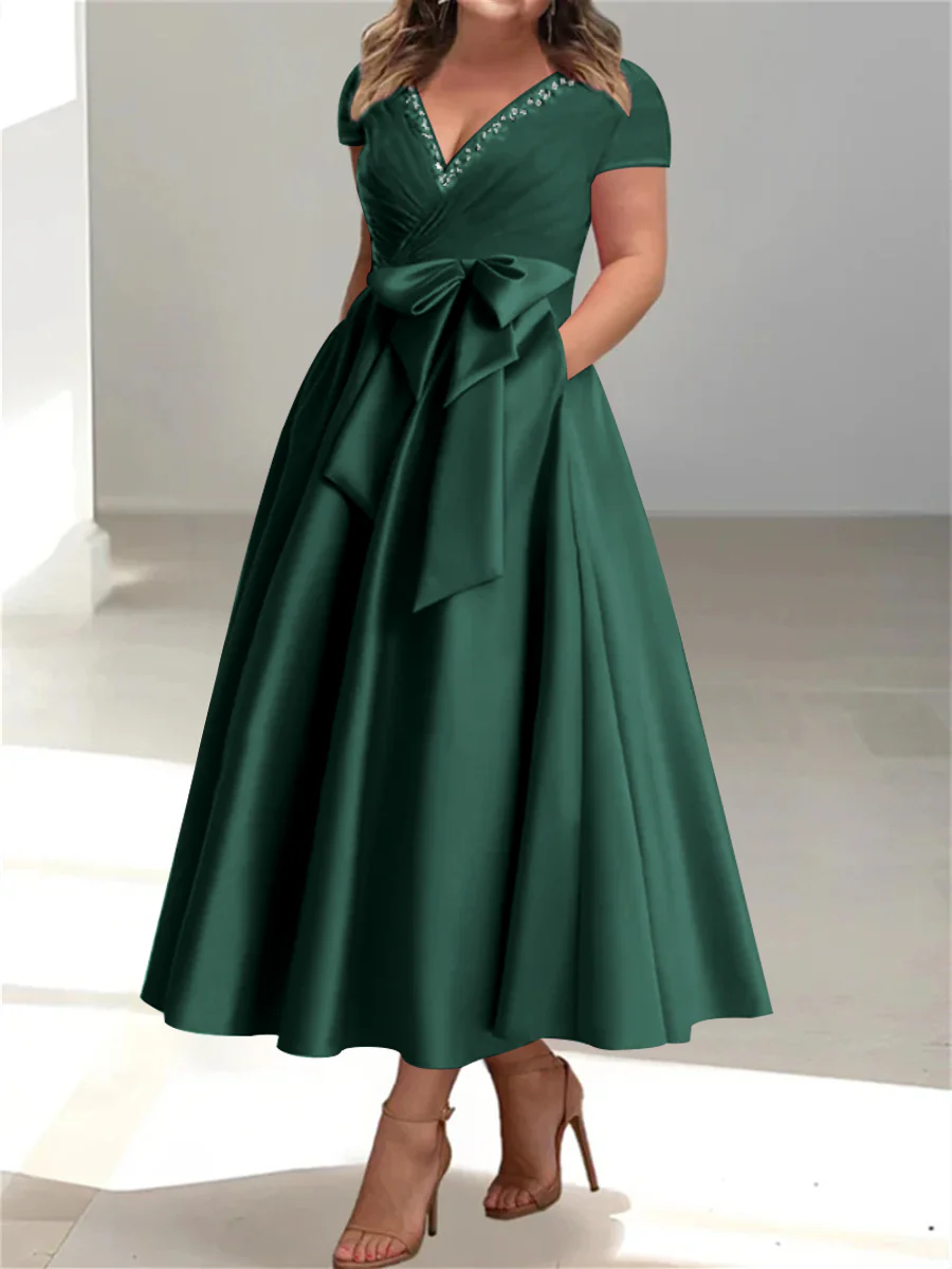 A-Line/Princess V-Neck Plus Size Mother of the Bride Dresses with Pockets & Ruffles - Image 14