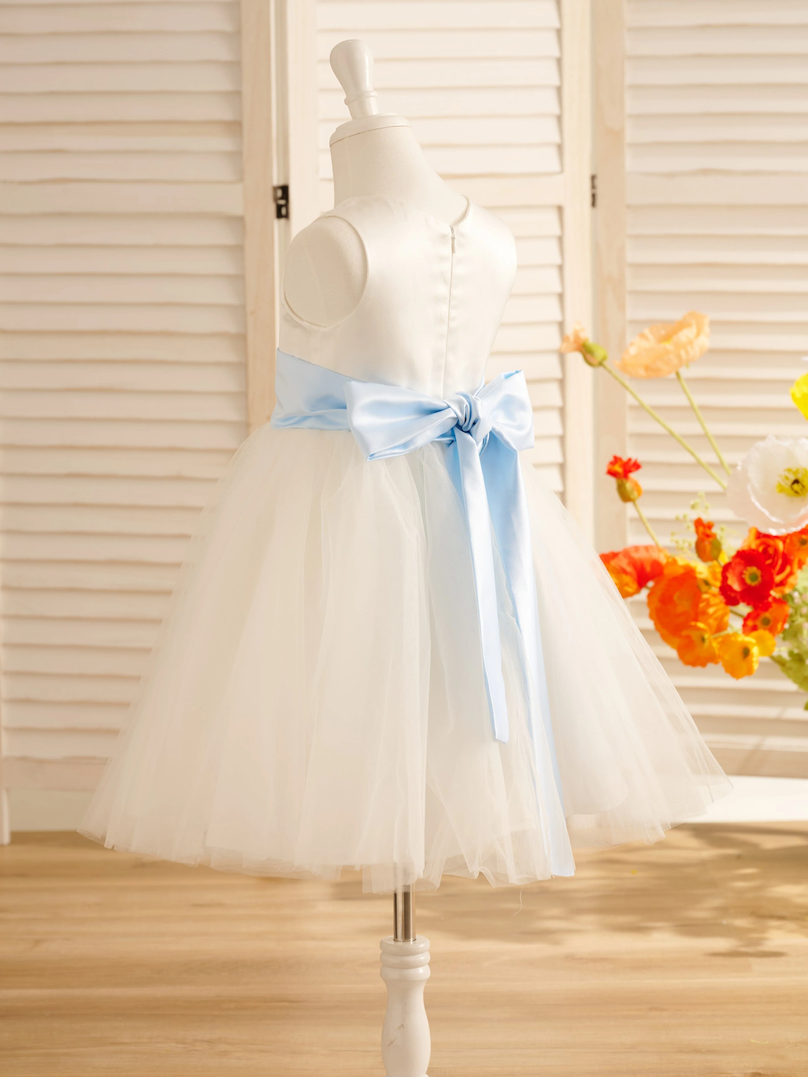 A-Line Satin Tulle Knee-length Flower Girl Dress - Image 3
