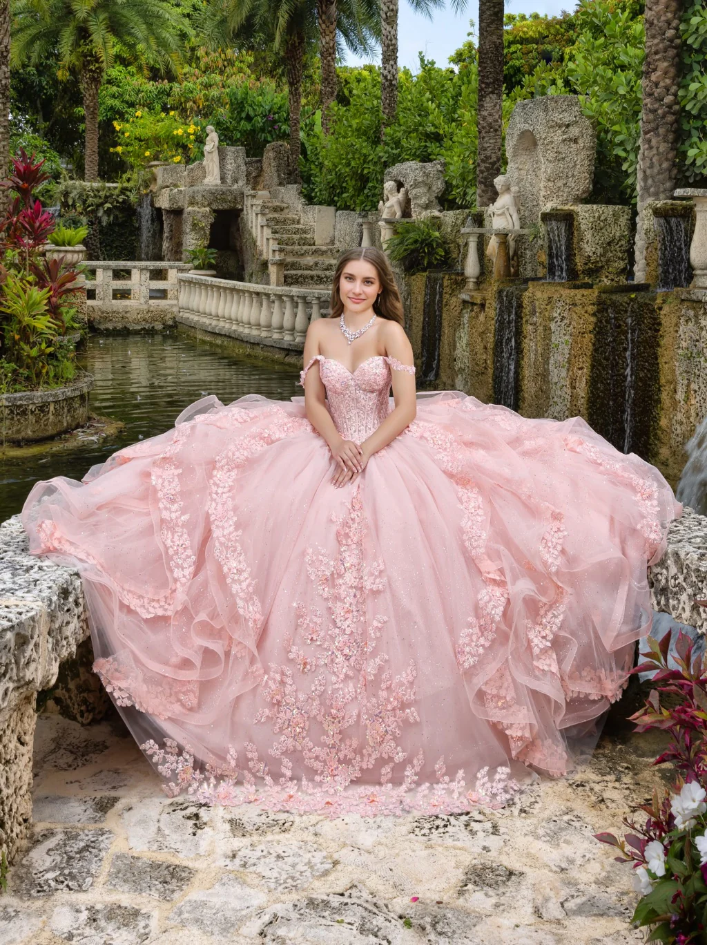 Ball Gown Strapless Sleeveless Floor-length Long Prom Dresses with Lace Appliques - Image 4