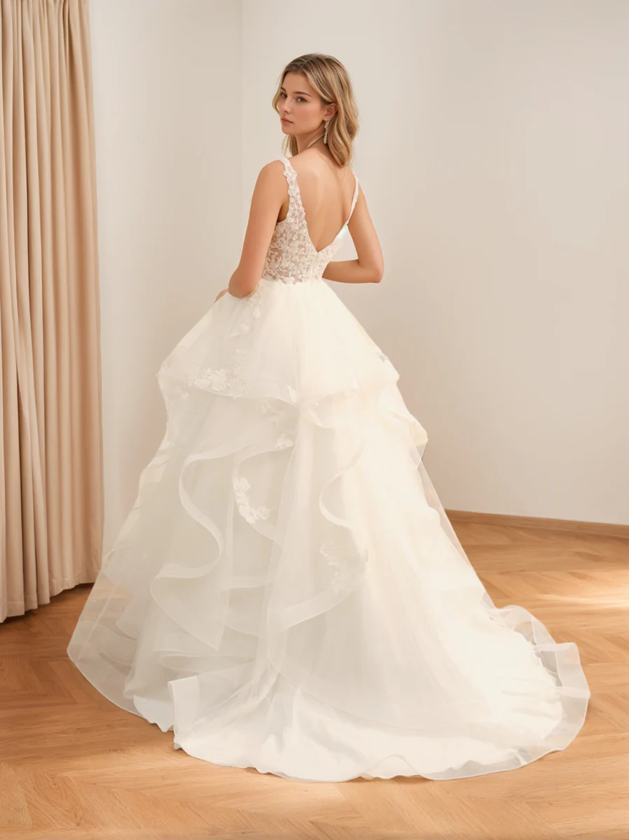 Ball Gown V-Neck Sleeveless Ivory Tulle Wedding Dresses with Lace Appliques - Image 3