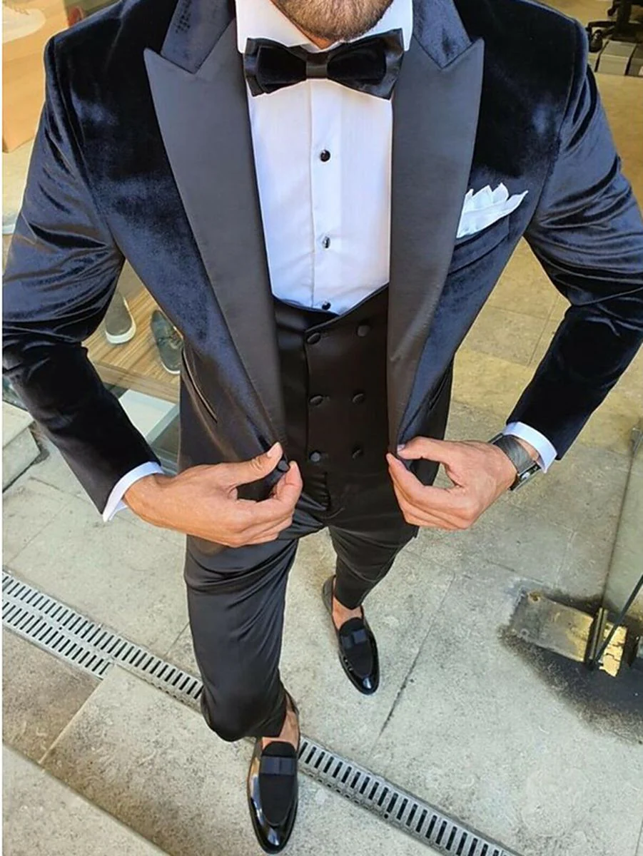 Black Blue Burgundy Men's Vintage Party Velvet Solid Regular Single Breasted One-button Jacket - Image 4