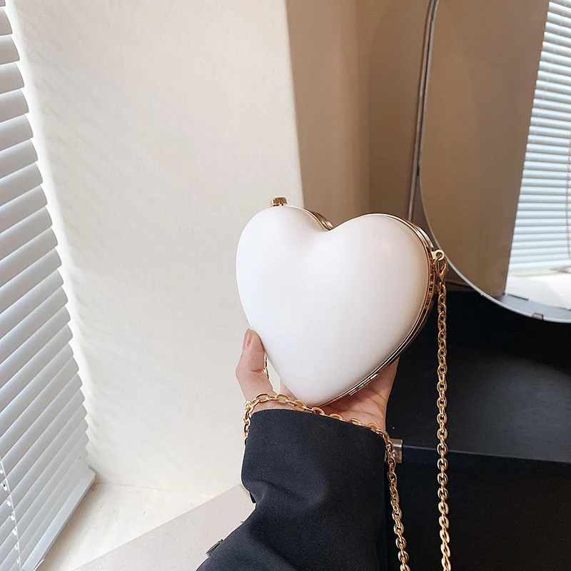 Chic PU Heart Minimalist Chain Evening Wedding Party Clutch Bag - Image 13