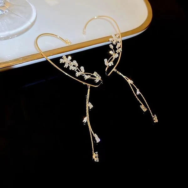 Classic Drop Rhinestone/Tassels Ear Cuff - Image 3