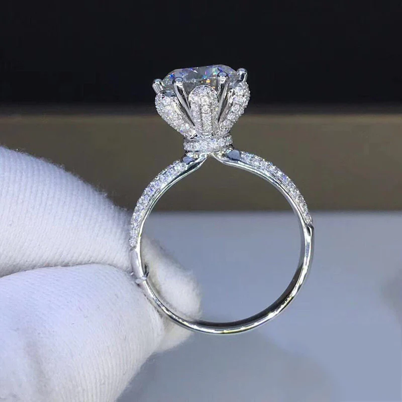 Classic Minimalist Sparkling Rhinestone Ring - Image 3