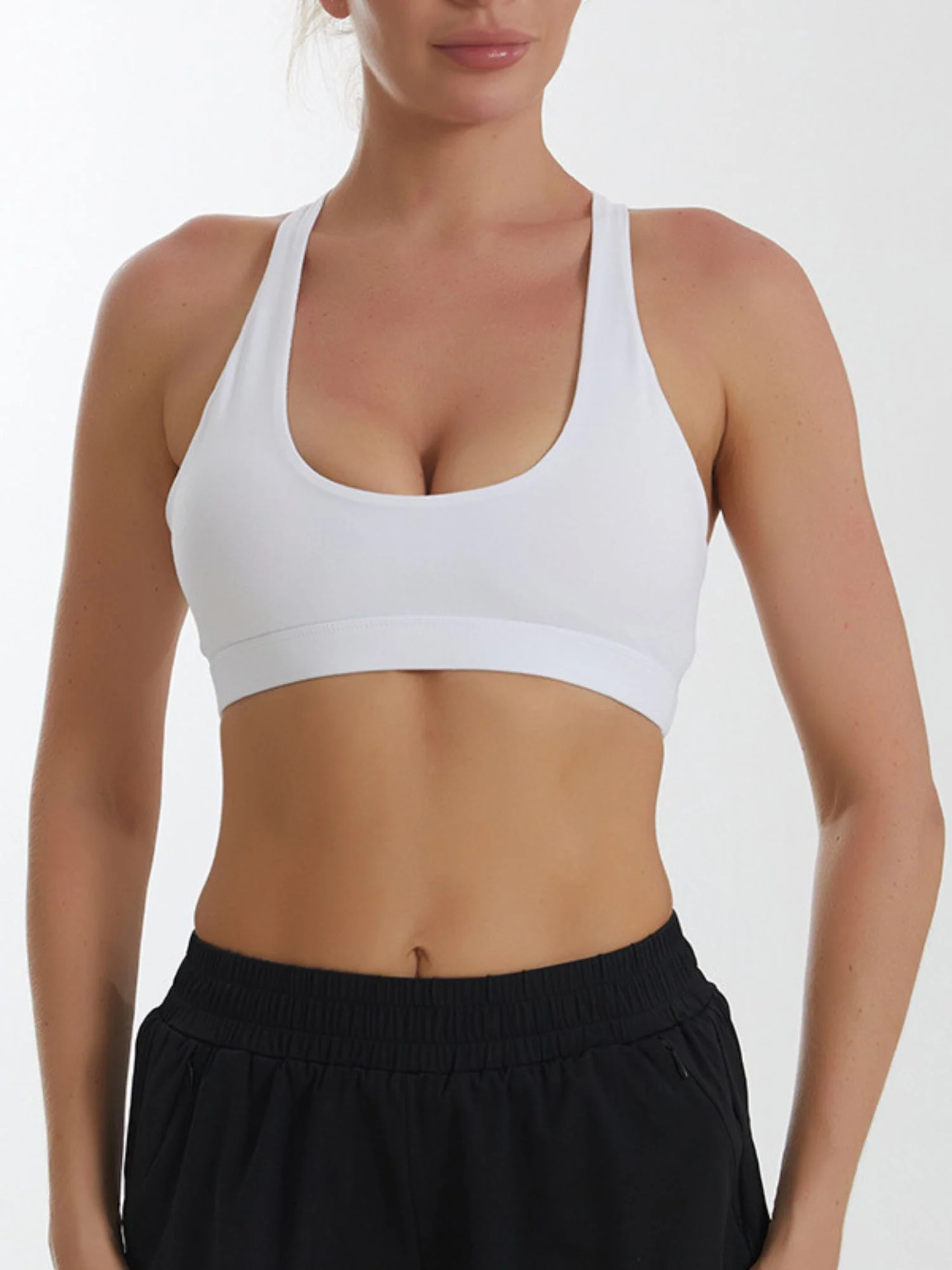 Classic Solid Minimalist Sports Bra Polyester Training Wear - Image 3