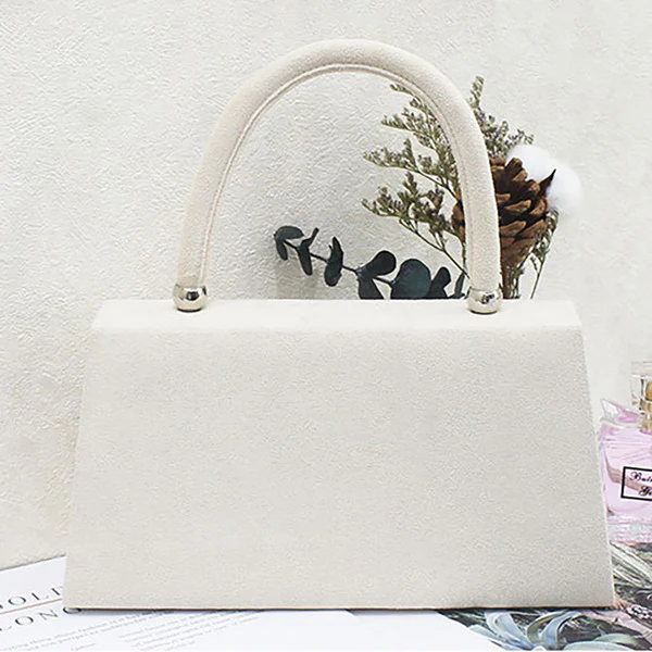 Elegant Charming Pretty Refined Handbags - Image 3