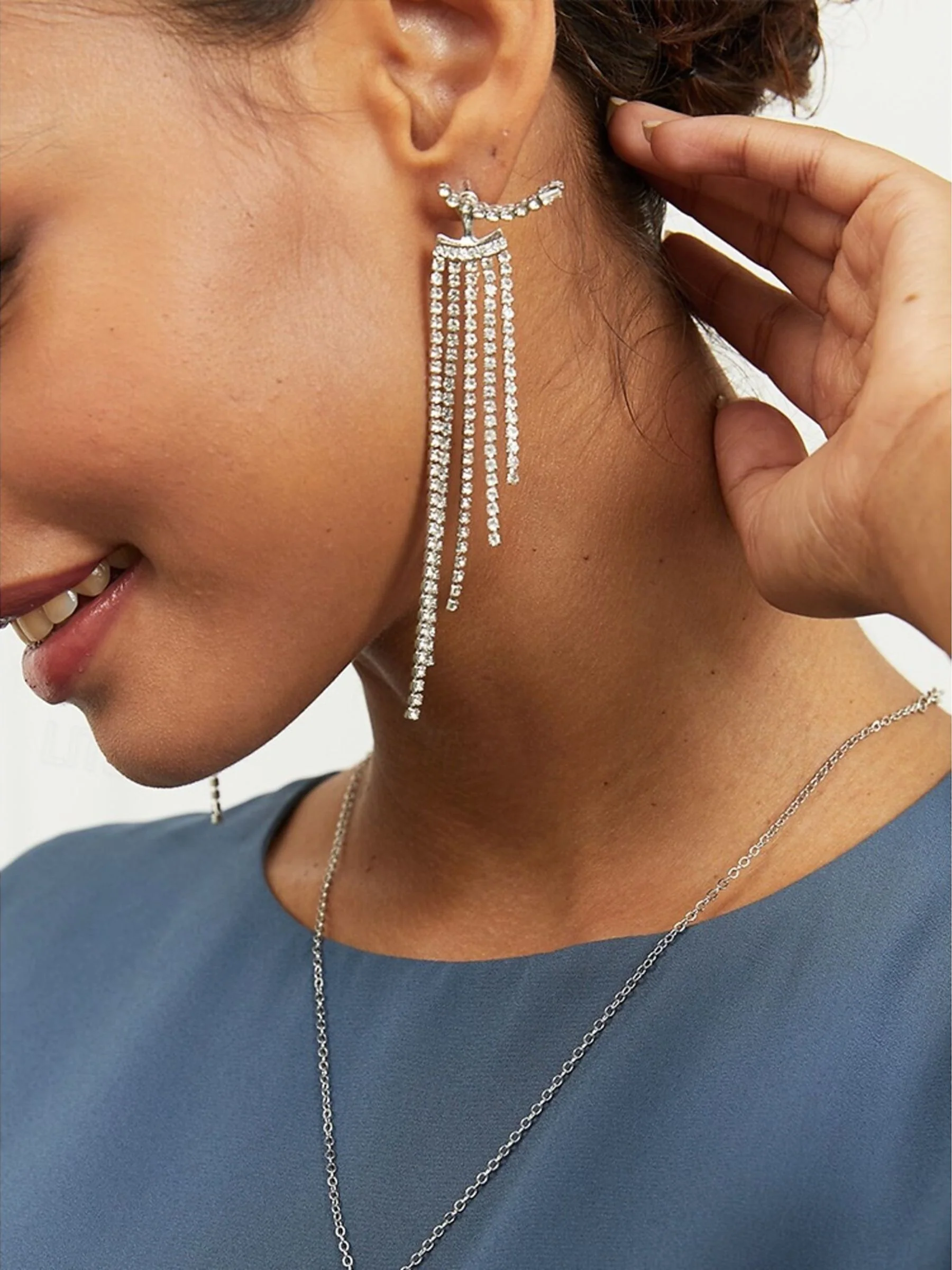 Elegant Luxury Exquisite Tassel Crystal Long Earrings - Image 8