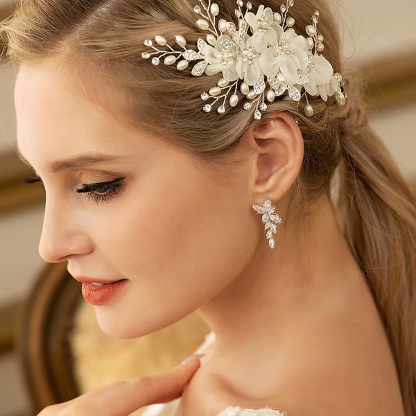 Elegant Marquise Zircon Drop Earrings - Image 4