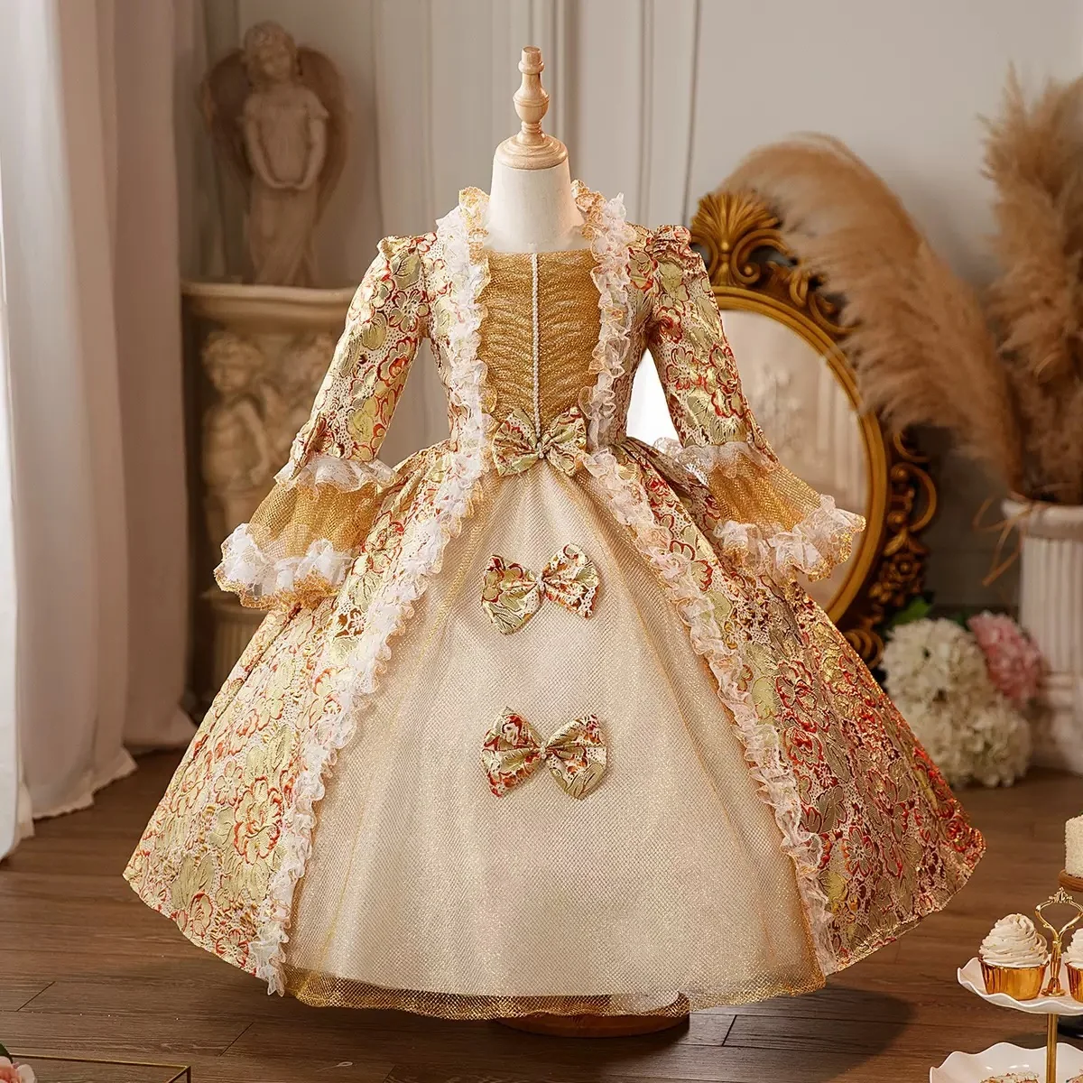 Girl's Ball Gown 3/4 Length Sleeves Floor Length Lace Victorian Princess Costume Cosplay Masquerade Rococo Party Dress with Bowknot