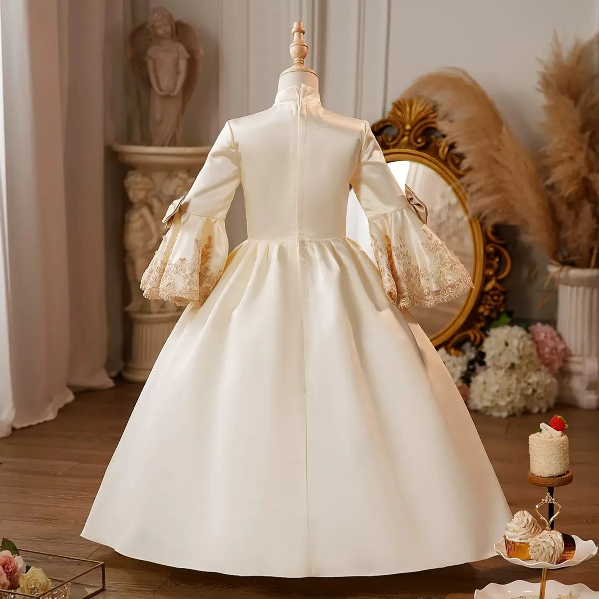 Girl's Ball Gown Jewel Neck 3/4 Length Sleeves Floor Length Lace Victorian Princess Costume Cosplay Masquerade Rococo Party Dress with Bowknot - Image 2