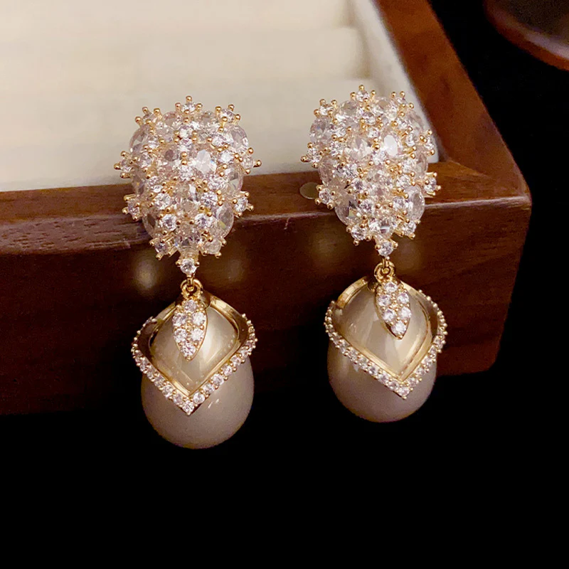 Luxury Champagne Artificial Pearl Earrings - Image 2