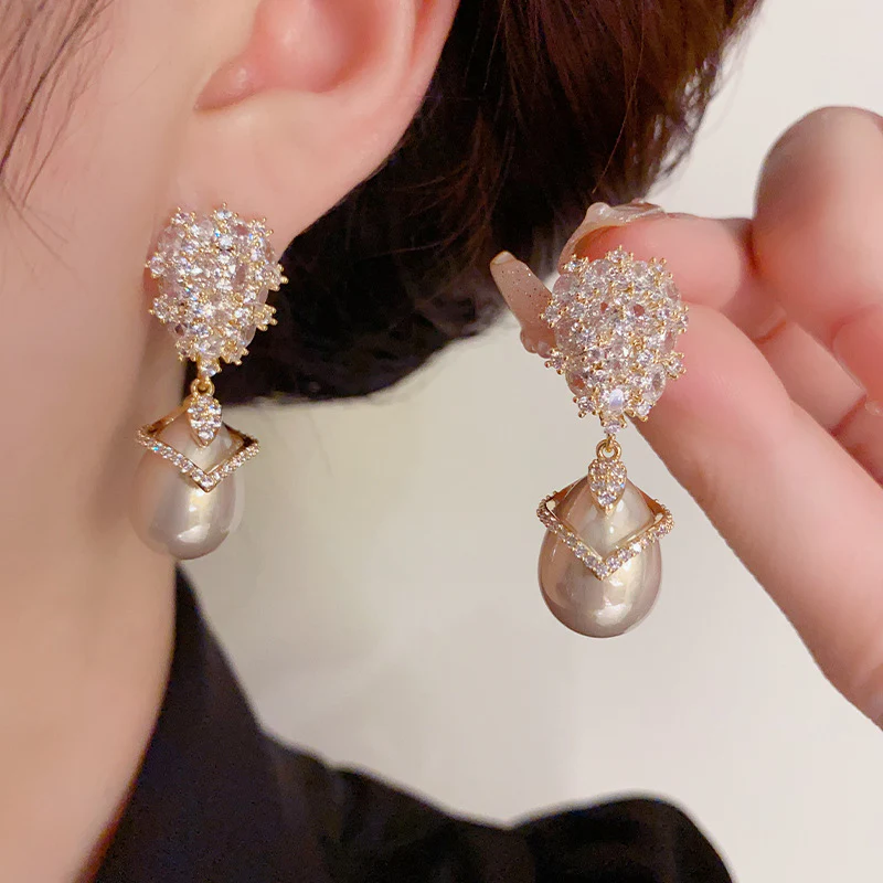 Luxury Champagne Artificial Pearl Earrings - Image 5