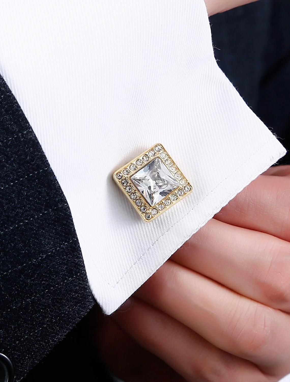 Men's 2Pcs Cufflinks Golden Geometric with Rhinestones - Image 2
