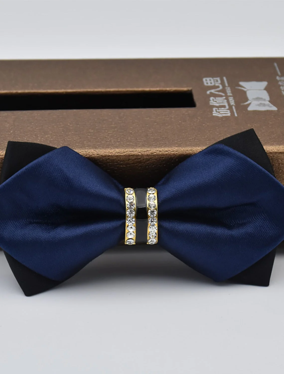 Men's Solid Colored Bow Tie with Rhinestones - Image 3