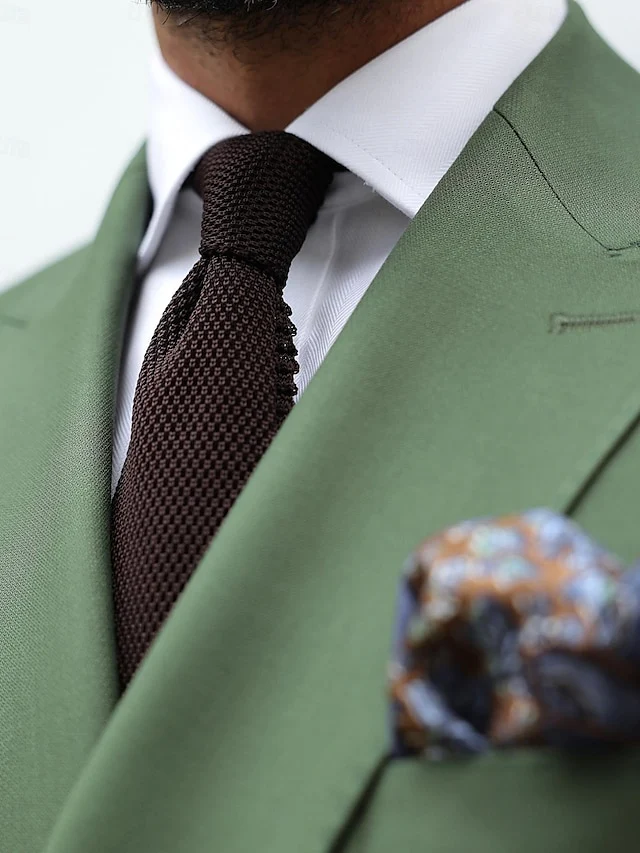 Men's Tailored Fit Double Breasted Six-buttons 2 Pieces Wedding Suits - Image 4