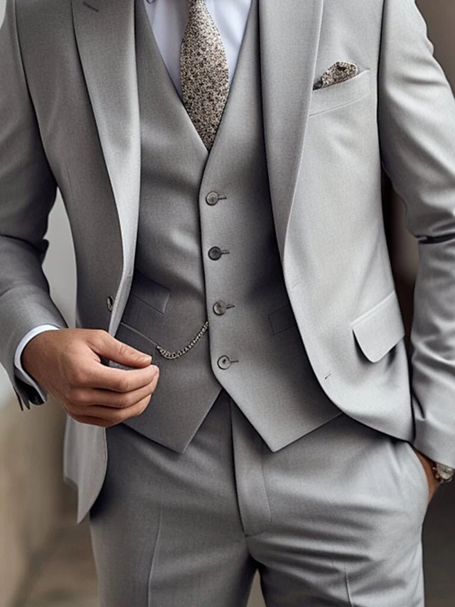 Men's Tailored Fit Single Breasted Two-buttons 3 Pieces Wedding Suits - Image 4