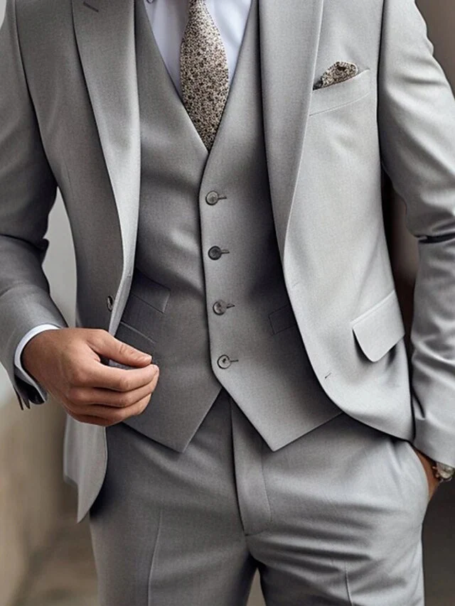 Men's Tailored Fit Single Breasted Two-buttons 3 Pieces Wedding Suits - Image 4