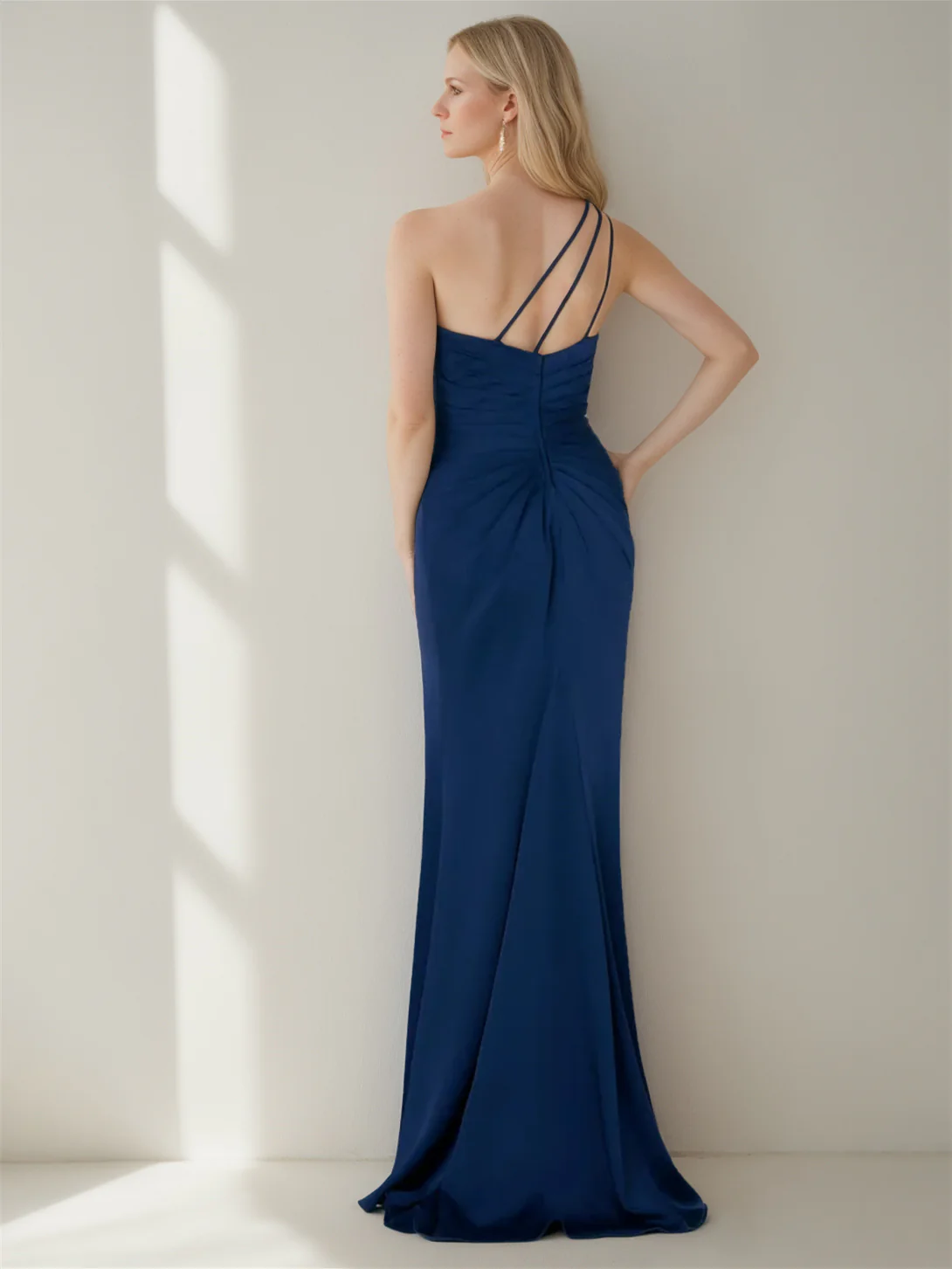 Mermaid/Trumpet Asymmetric Sleeveless Floor-Length Mother of the Bride Dresses - Image 2