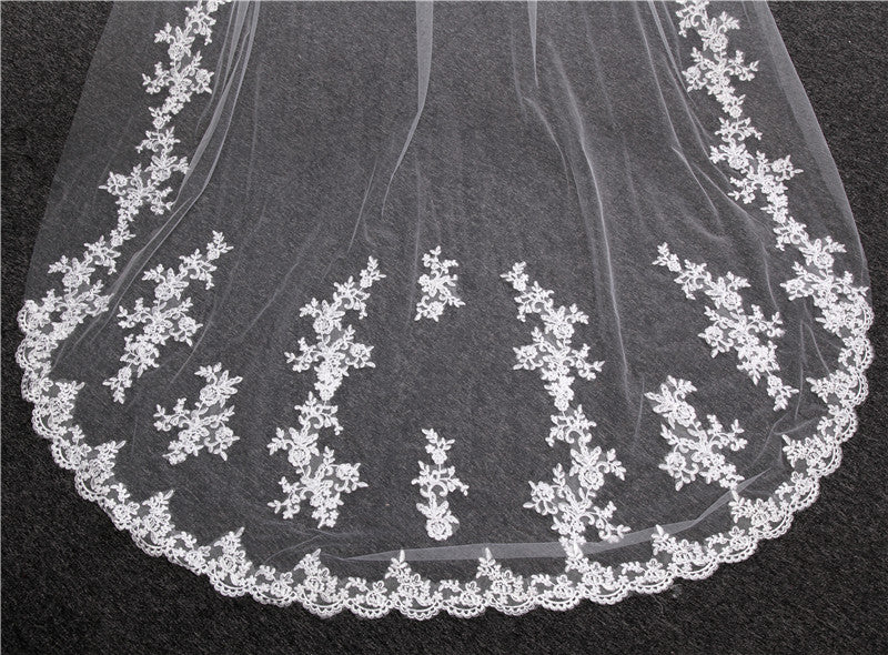 One-tier Cute Wedding Veil Cathedral Veils with Appliques - Image 6