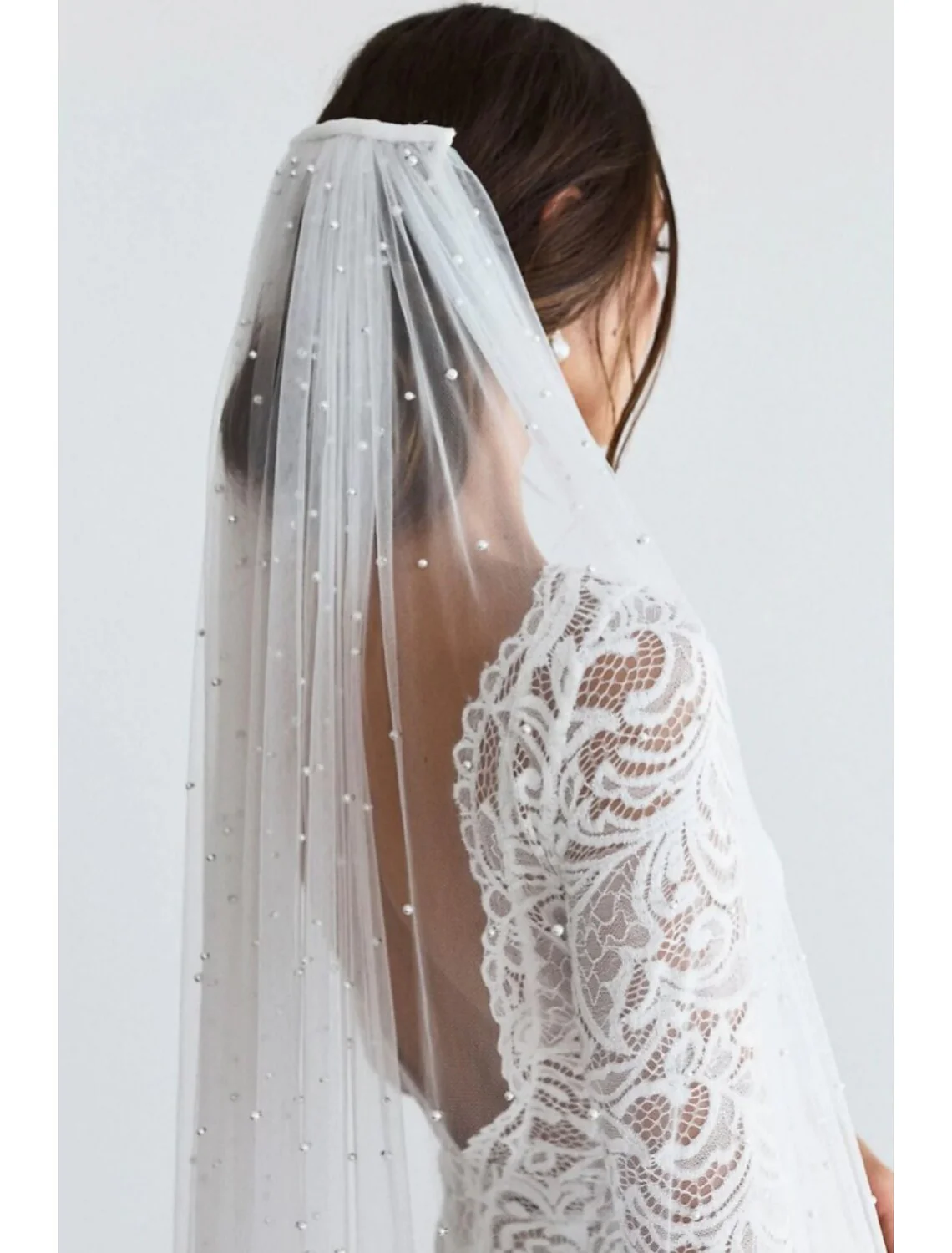 One-tier Vintage Style / Pearls Wedding Veil Cathedral Veils with Faux Pearl 110.24 in (280cm) Tulle - Image 8