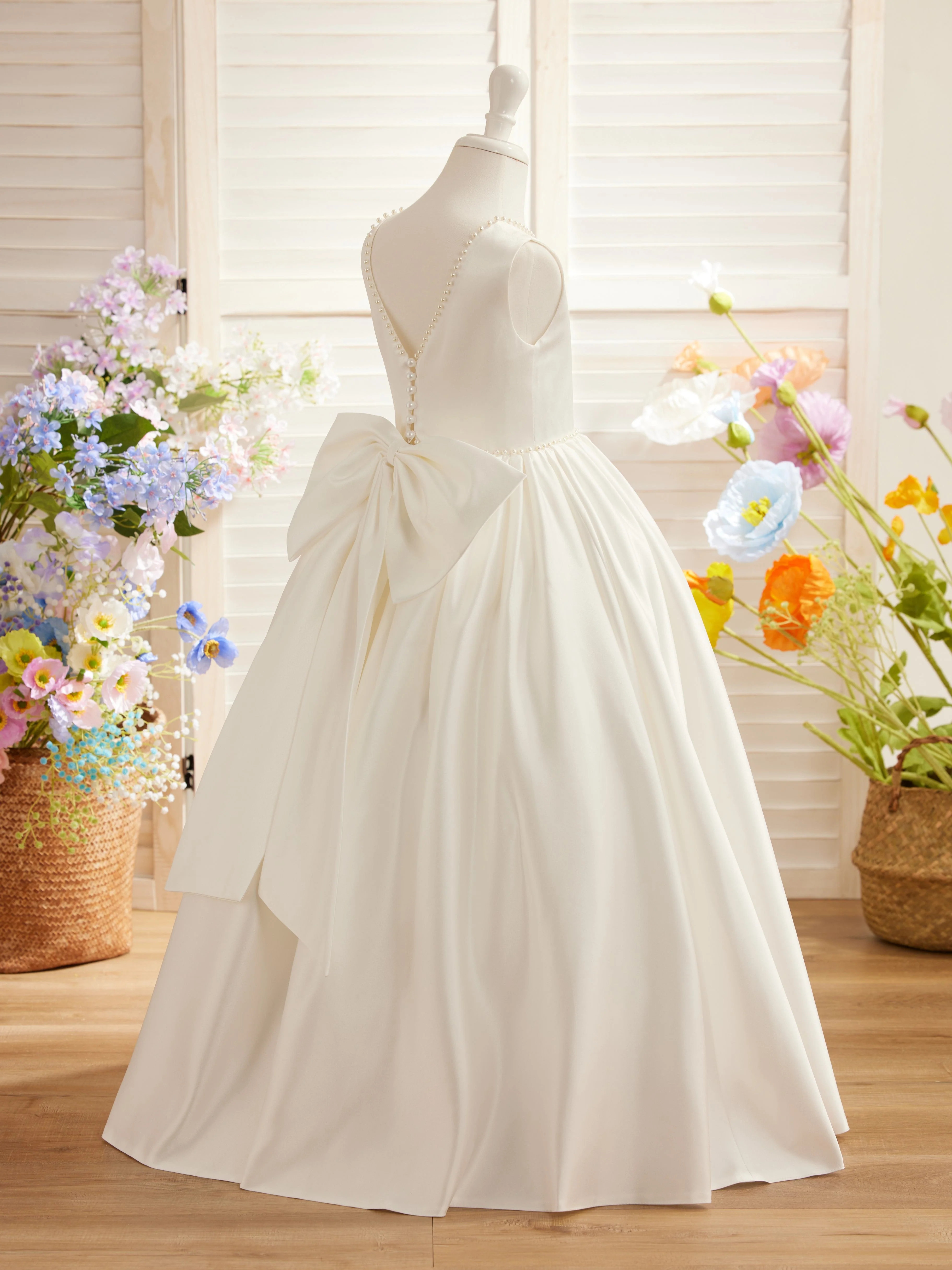 Pink Sleeveless Satin Beaded Neckline and Bow Detail Dress - Image 9