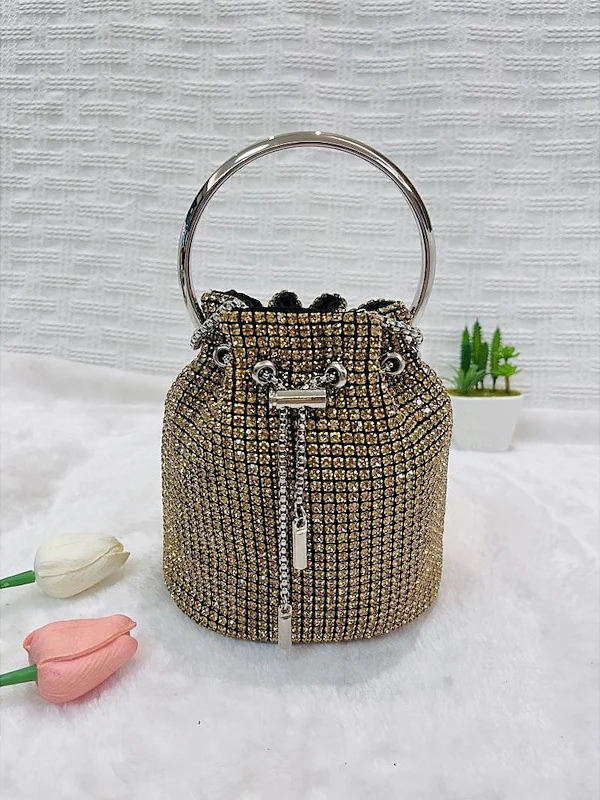 PU Leather Large Capacity Solid Color Chain Clutches & Evening Bags - Image 4