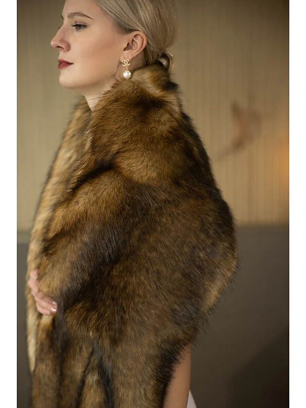 Shawls Bridal's Wraps Elegant Keep Warm Sleeveless Faux Fur Wedding Wraps With Feathers / Fur - Image 5