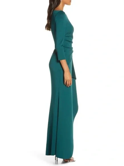 Sheath/Column 3/4 Sleeves Scoop Neck Mother of the Bride Dresses with Ruffles - Image 3