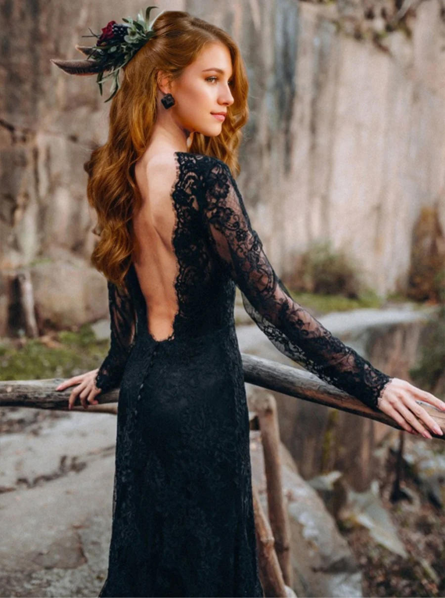 Sheath/Column Sexy Jewel Neck Long Sleeves Backless Sweep Train Black Wedding Dresses with Side Slit - Image 5