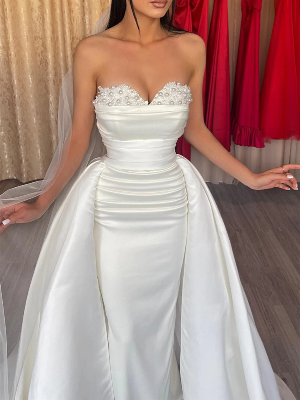 Sheath/Column Strapless Floor-length Wedding Dress - Image 2