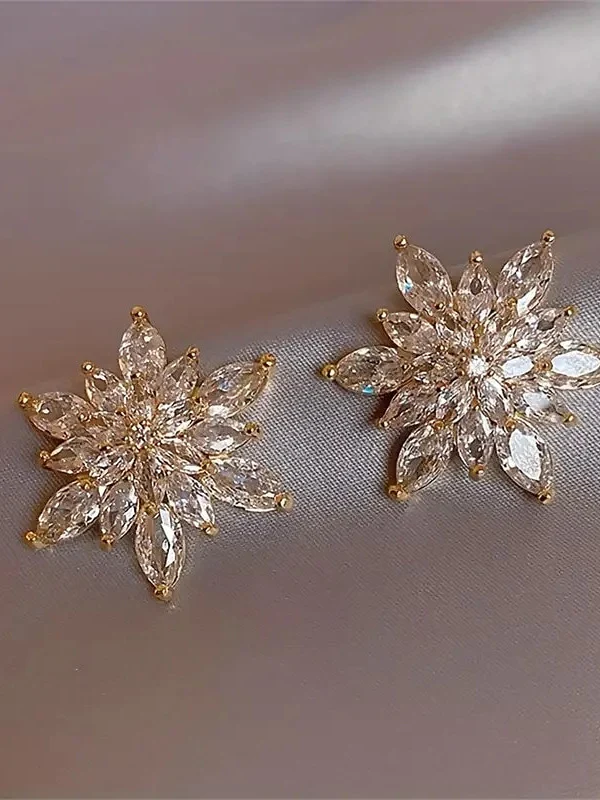 Stud Earrings For Women's Classic Flower Shape Wedding Work Daily - Image 6