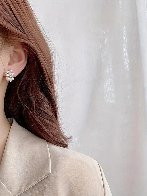 Stud Earrings For Women's Wedding Work Daily Classic Floral Gold Earrings - Image 6