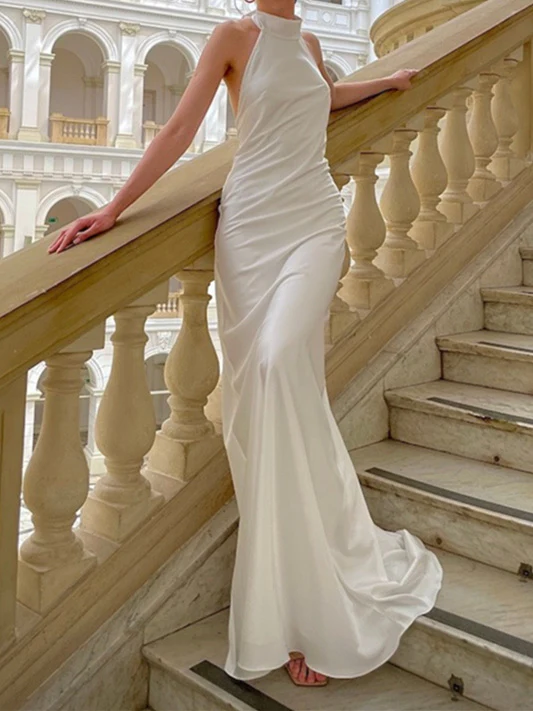 Trumpet/Mermaid Halter Floor-Length Wedding Dress - Image 3