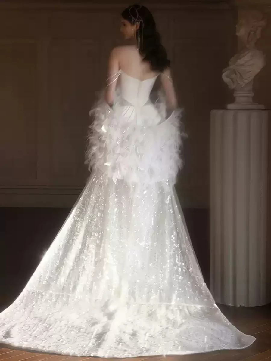 Trumpet/Mermaid Off-the-Shoulder Elegant Wedding Dresses with Beadings & Chains & Feather - Image 2