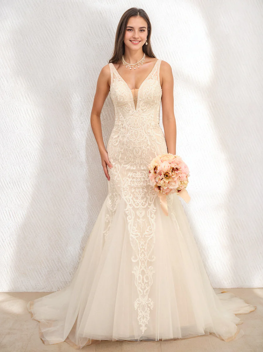 Trumpet/Mermaid V-Neck Sleeveless Tulle Wedding Dresses with Appliques - Image 3