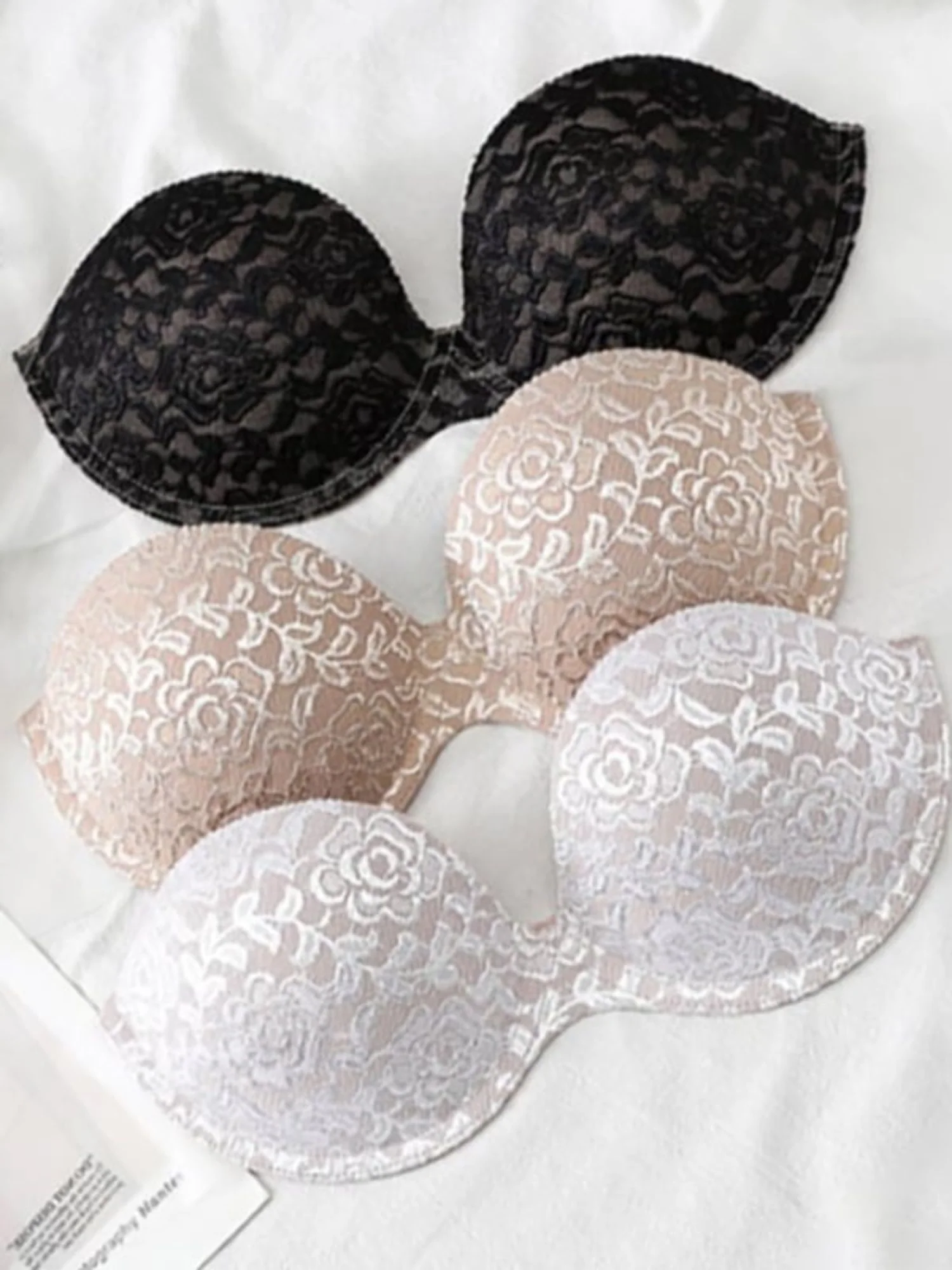 Women's Minimalism Lace Backless Bra Sexy Strapless Nipple Covers - Image 2