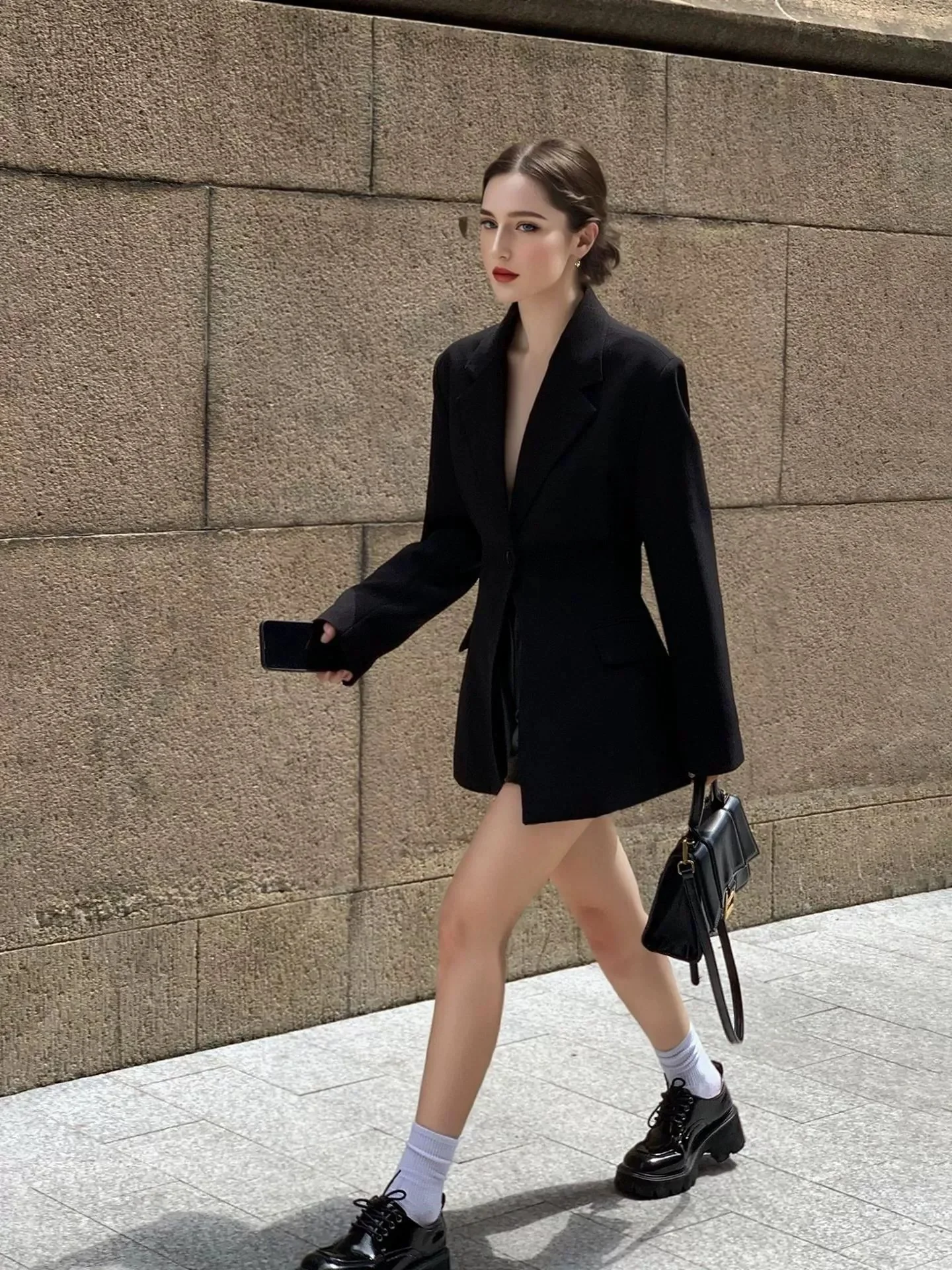 Women's Plunge V-Neck Notched Lapel Single Breasted One-button Blazer with Sash - Image 3